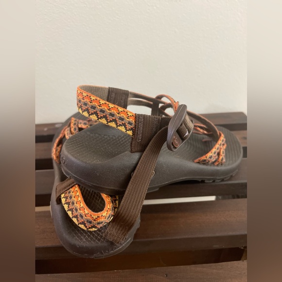 Women’s Chaco size 9 - Picture 3 of 6